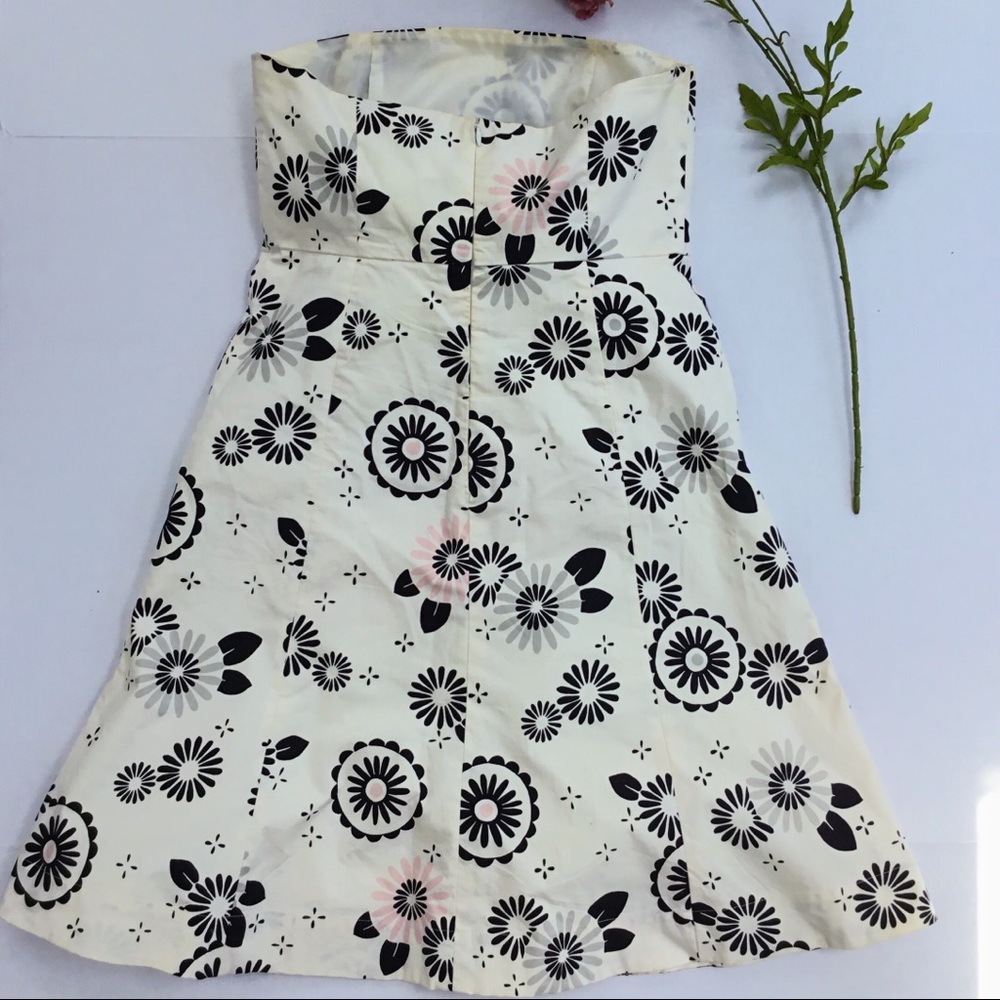 ❤️ Gap Cream & Black Stretch Strapless Ivory Geometric Flowers - Picture 2 of 10